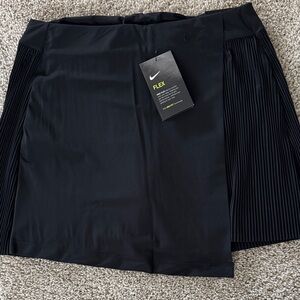 Nike Black Flex Pleated Side Athletic Skort